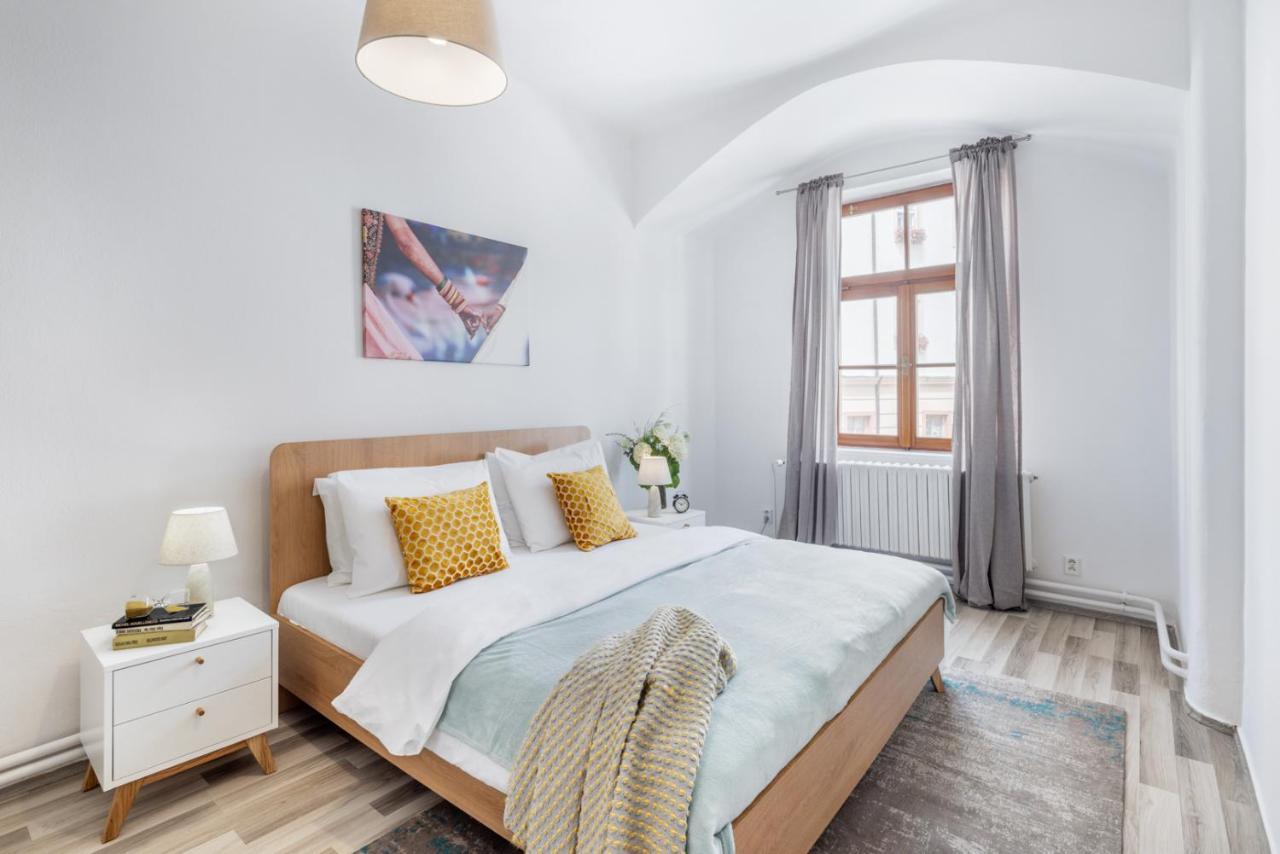 Wine & Bike City Tower Apartments Znojmo Exterior photo