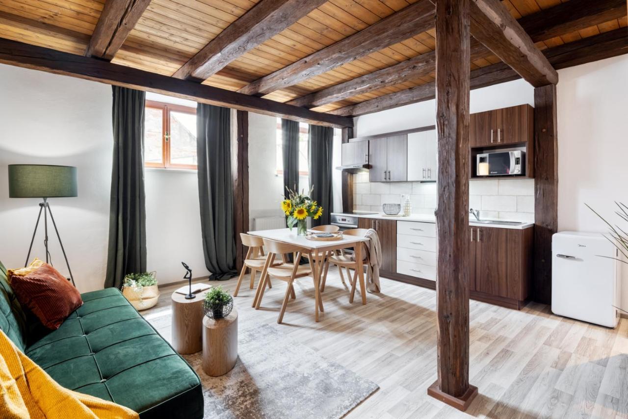 Wine & Bike City Tower Apartments Znojmo Exterior photo